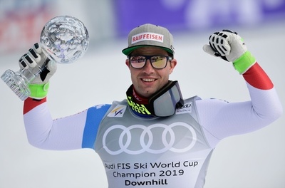 フォイツとシュミットホファーが種目別優勝、アルペンW杯滑降