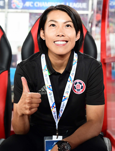 イースタンSCの陳監督が辞任、男子1部リーグを制した初の女性指揮官