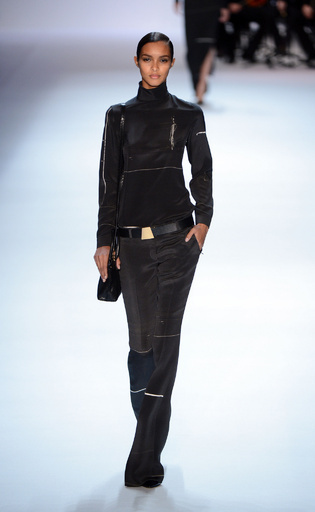 ＜13/14年秋冬パリコレクション＞アクリス