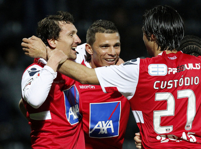 FCポルト、ベンフィカとの天王山を制し単独首位に