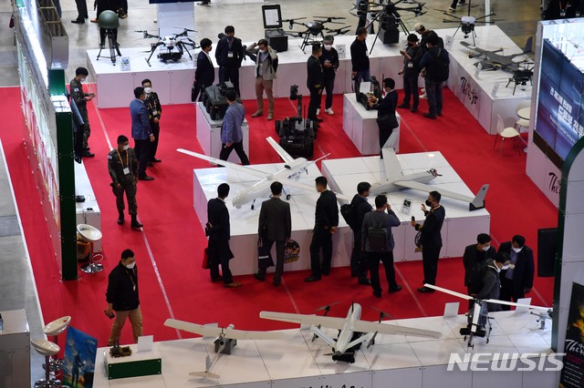 2021年ドローンショーコリア(c)NEWSIS