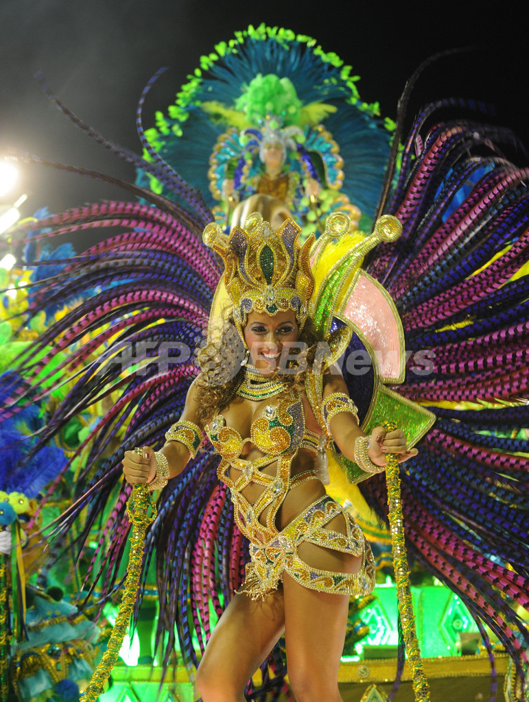 豪華絢爛 リオのカーニバル 熱狂最高潮に ブラジル 写真38枚 国際ニュース Afpbb News
