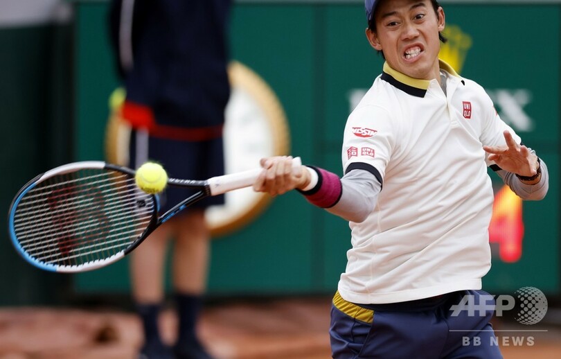 錦織が全仏OP2回戦進出、フルセットでエヴァンス下す