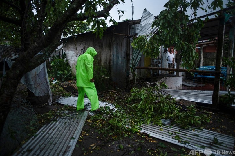 ハリケーン「グレース」、子ども5人含む8人死亡 メキシコ