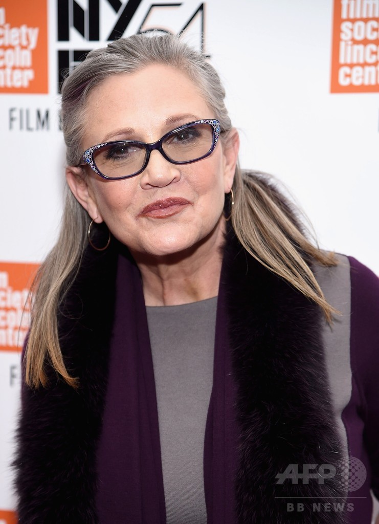 「スター・ウォーズ」のレイア姫役、C・フィッシャーさん心臓発作 「スター・ウォーズ」のレイア姫役、C・フィッシャーさん心臓発作