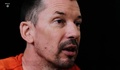 英国人のフリーフォトジャーナリスト、ジョン・カントリー（John Cantlie）氏。イスラム国（Islamic State、IS）が公開した動画より（2014年9月18日入手）(c)AFP/AL-FURQAN MEDIA VIA YOUTUBE/HO