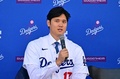 米大リーグ（MLB）、ロサンゼルス・ドジャースの入団会見に臨む大谷翔平（2023年12月14日撮影）。(c)Frederic J. Brown / AFP