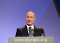 国際オリンピック委員会（IOC）主催のディナーで演説したロシアのウラジーミル・プーチン大統領（2014年2月6日撮影、資料写真）。(c)ANDREJ ISAKOVIC / POOL / AFP
