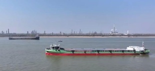 長江中上流初のゼロカーボン輸送船団・中国