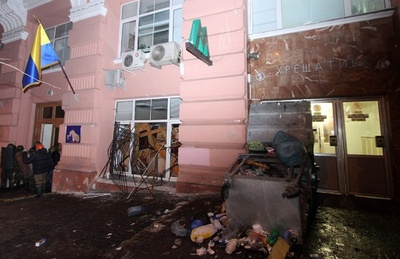 ウクライナ野党、政府の妥協案は「不十分」 デモ隊は司法省占拠