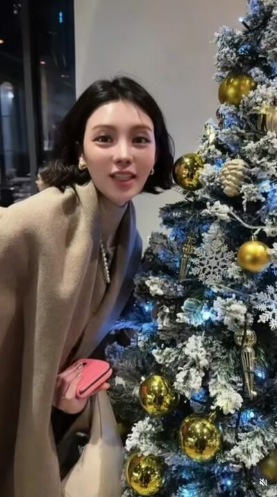 リジ、また顔が変わった？「最近よく食べてちょっと太りました〜」