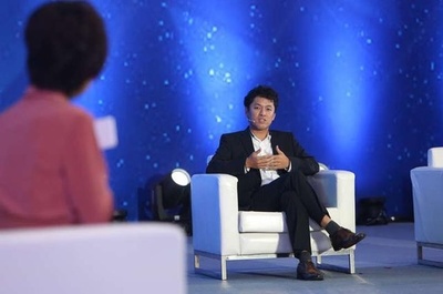 北京国際映画祭の国際映画学術フォーラムに竹内亮監督が登場 