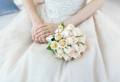 韓国で「受け取ったブーケは乾燥させて花嫁に返す」文化が物議…友人の負担めぐり議論