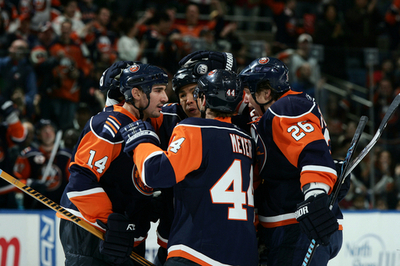 アイランダーズ デビルズを降す