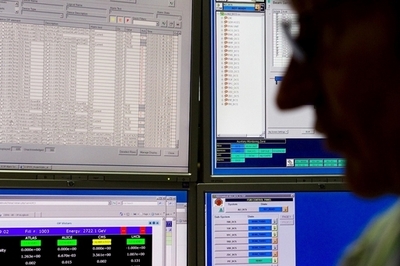 反水素原子の閉じ込めに成功、世界初 CERN