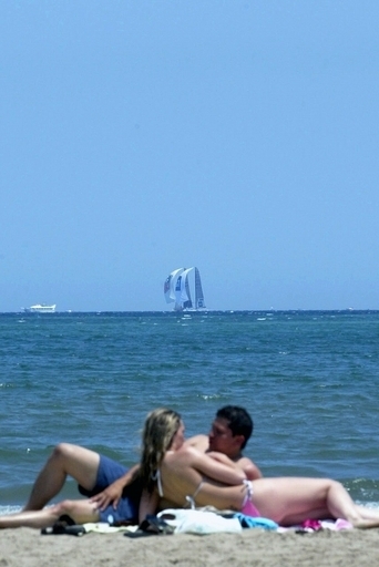 スペイン女性は最強の肉食系？自分から「誘う」回数 世界最多