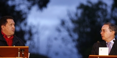 コロンビア軍の越境攻撃、ベネズエラ大統領がけん制