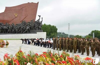 北朝鮮で金正日総書記の「先軍節」後退…金正恩体制「先代色」薄める動き続く