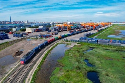 天津と欧州・中央アジアを結ぶ定期貨物列車の運行本数が5860本超え