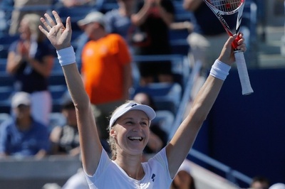 マカロワがアザレンカ下し準決勝へ、全米オープン