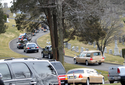 ホイットニー・ヒューストンさん、故郷で葬儀