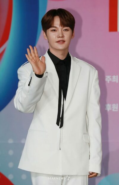 パク・ソジン、スターランキング男性部門で2位…22万票超の支持