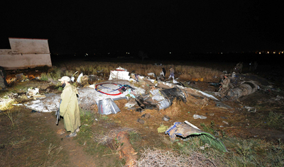 パキスタンで旅客機墜落、127人全員死亡