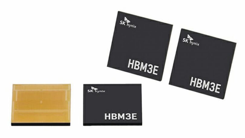 SKハイニックスが昨年8月に公開した8層HBM3E製品＝SKハイニックス(c)KOREA WAVE