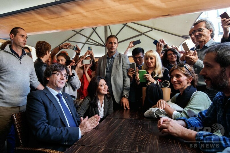 解任のカタルーニャ州首相がベルギー入り、弁護士と接触 亡命検討か