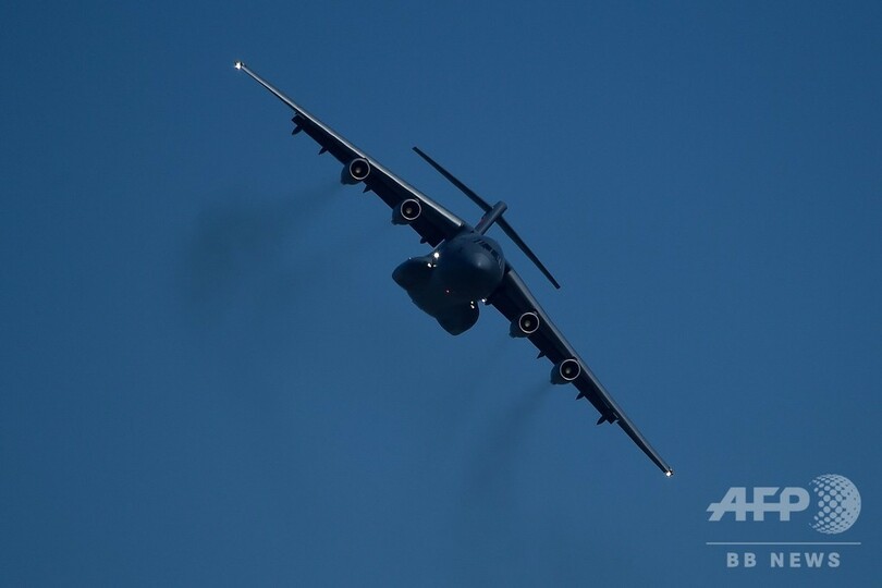 中国で航空宇宙博開幕 ステルス戦闘機「殲20」など公開