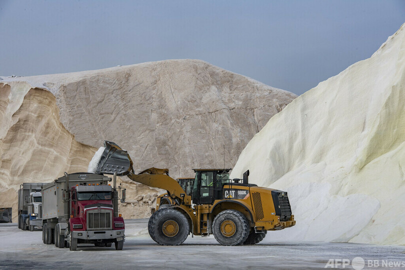 米東部で暴風雪 約3400便が欠航