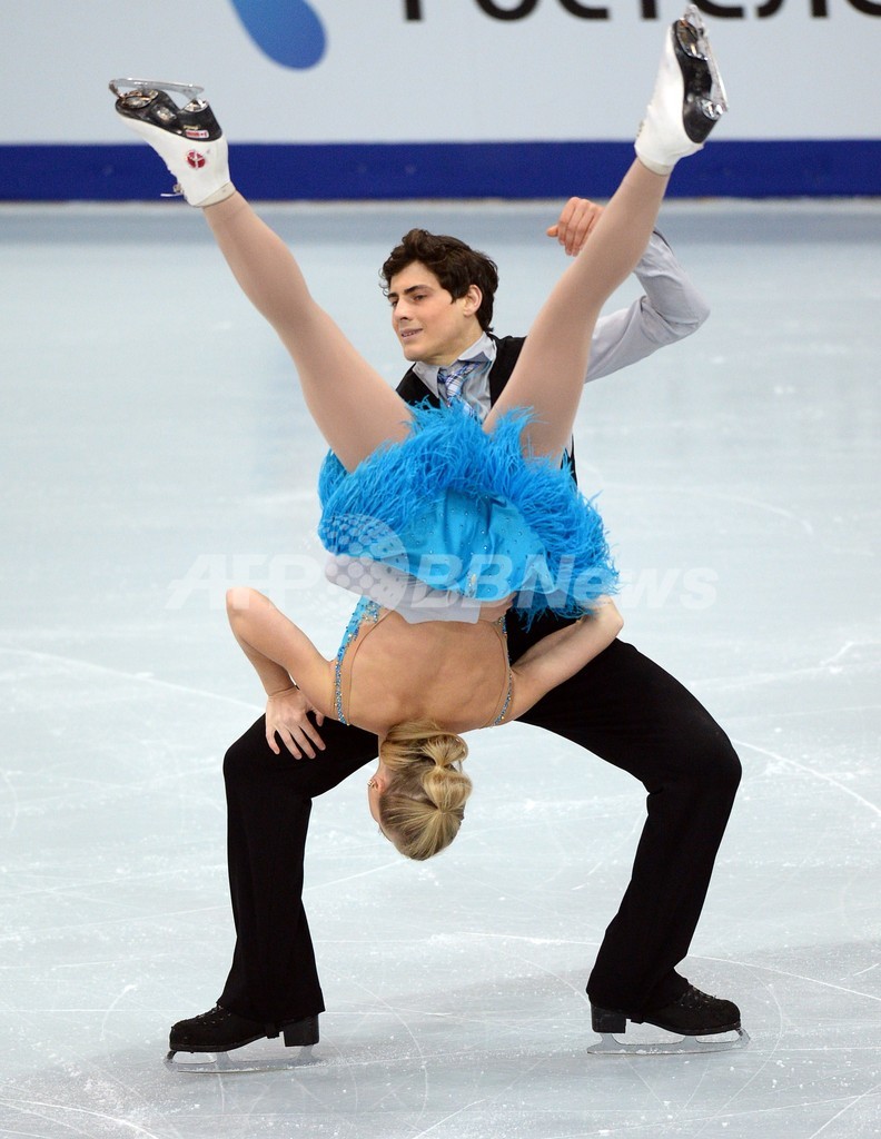 ボブロワ/ソロビエフ組がアイスダンス首位発進、ロシア杯