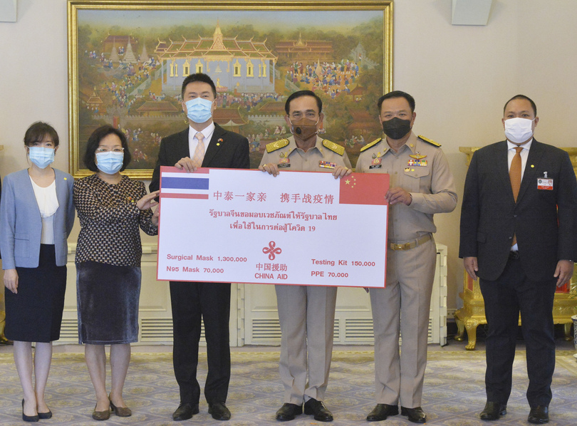 中国、新型コロナ対策に取り組むタイに医療物資寄贈