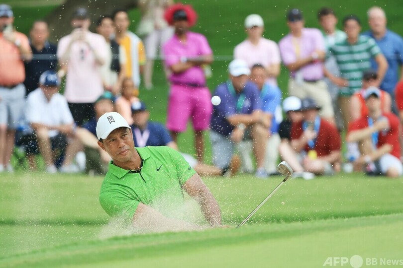 ザラトリスが首位浮上、ウッズは予選通過 全米プロ2日目