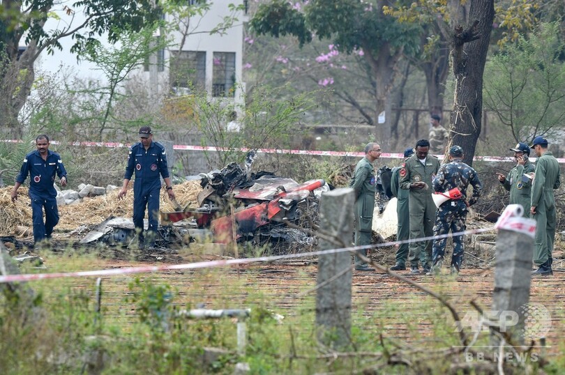インド空軍機2機が空中衝突、パイロット1人死亡 アクロバット飛行のリハーサル中
