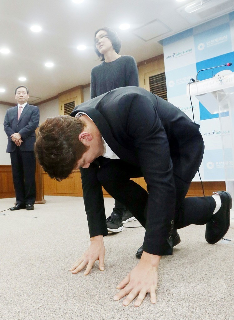 朴泰桓、リオ五輪への出場許可を請い土下座