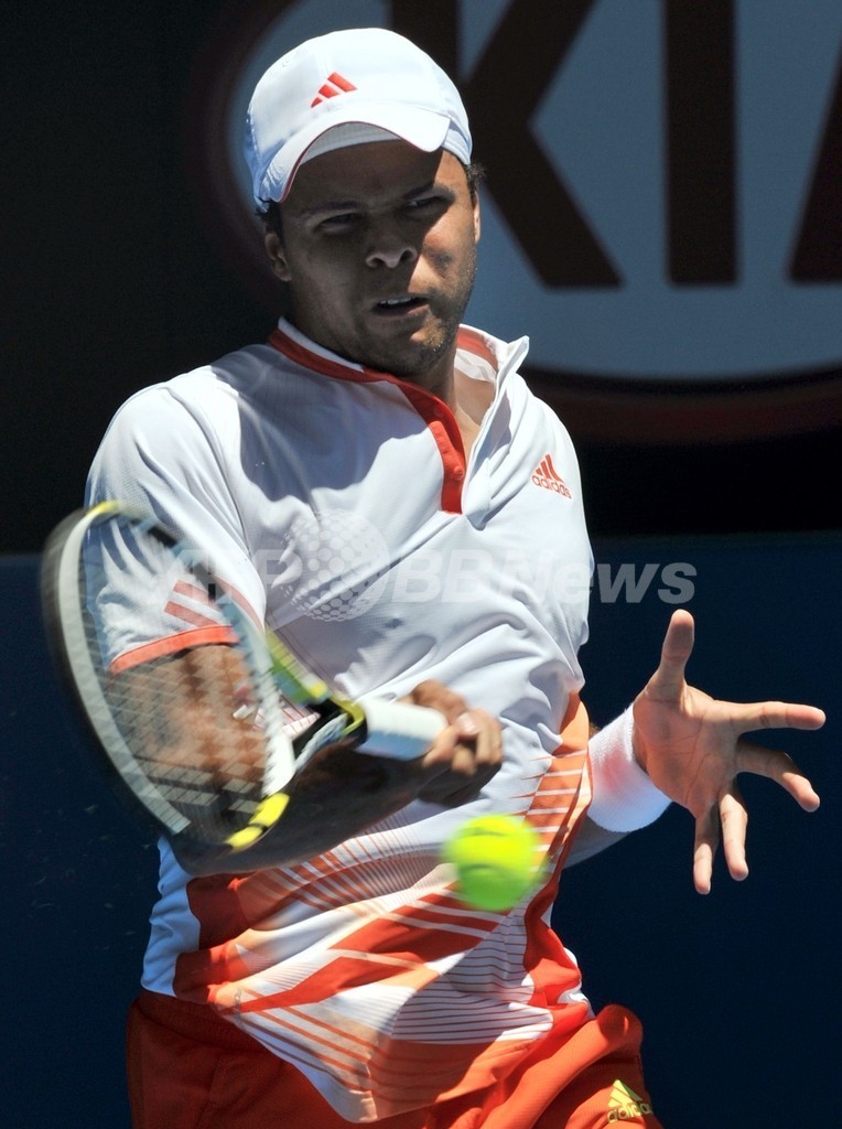 錦織がツォンガ下し8強進出、全豪オープン