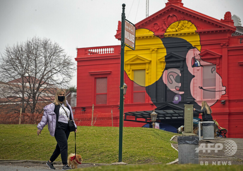 「夏は安全」は間違い WHO、新型コロナの季節性否定