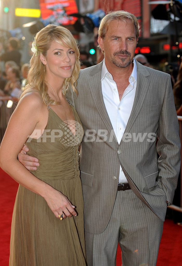 ケビン・コスナー夫妻に第2子誕生、米メディア