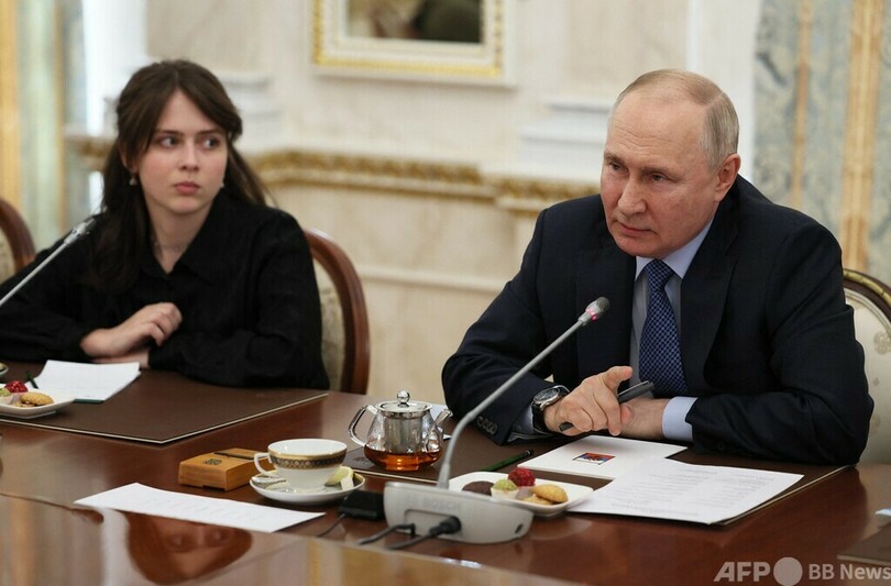 ロシア軍、高精度弾薬や無人機が不足 プーチン氏