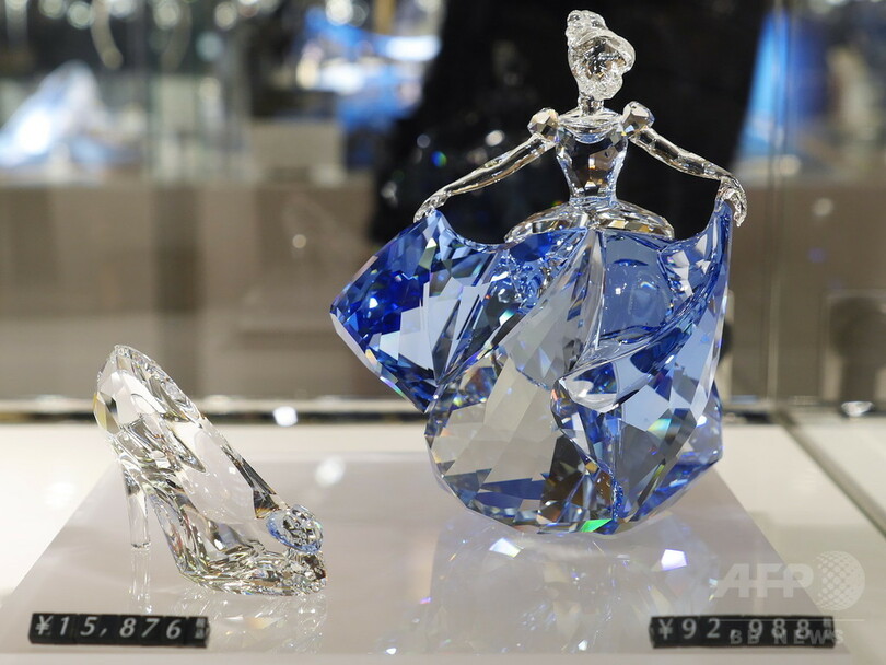 『シンデレラ』公開記念イベント、三越・伊勢丹で開催