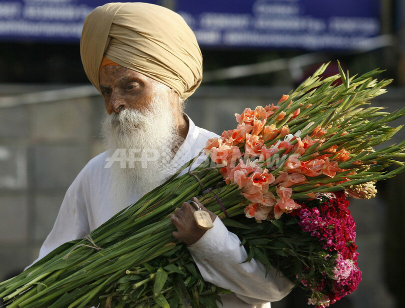 ニューデリーでアジア最大の花市 - インド