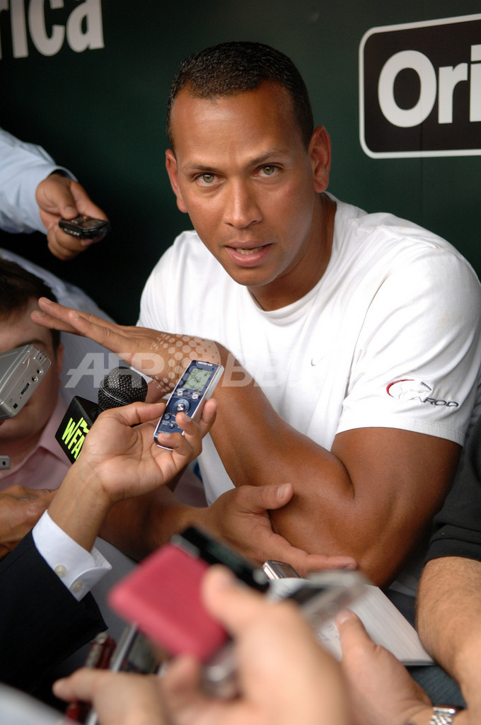 A･ロッド けがからの復帰戦で本塁打を放つ