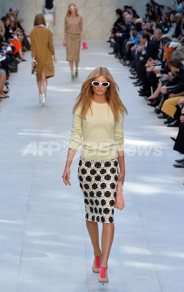 ＜14年春夏ロンドンコレクション＞バーバリー プローサム