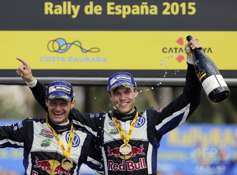 ミケルセンがWRC初優勝！オジェのリタイアで勝利が転がり込む