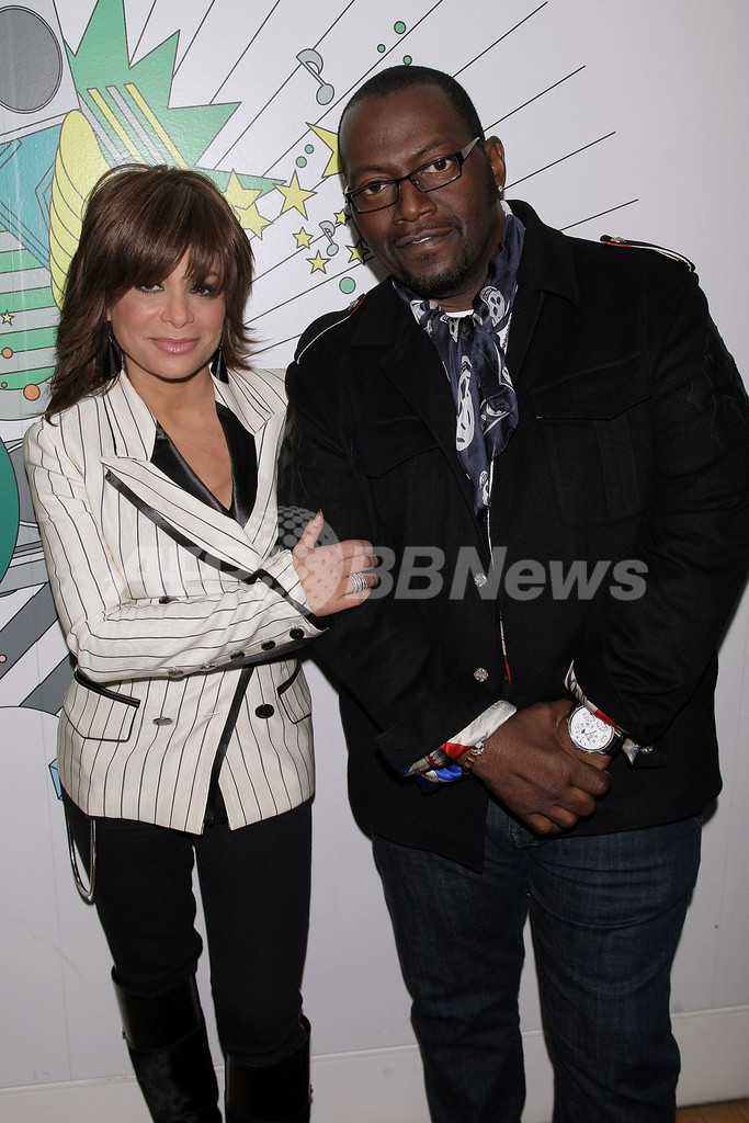 ポーラ・アブドゥルとランディ・ジャクソン、MTV「Total Request Live」に出演