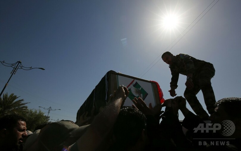 治安部隊の発砲でサドル師派のデモ参加者2人死亡、イラク