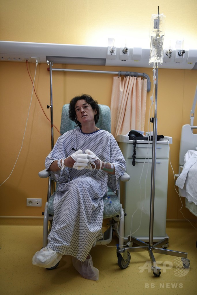 パキスタンの「人食い山」から救出、女性登山家がフランスに帰国