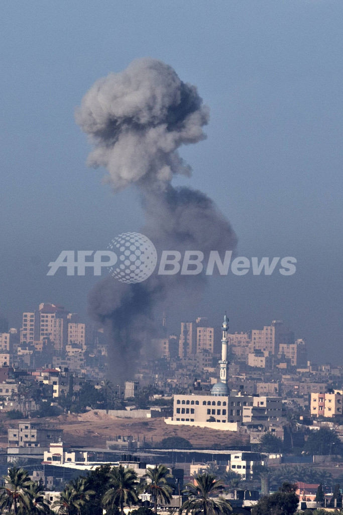 ガザ地区の衝突拡大、イスラエル軍とハマスが100発以上応酬