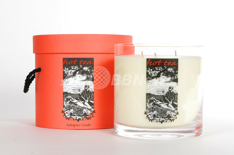 ペンハリガンから、紅茶の香りを表現した4種類のキャンドルが登場